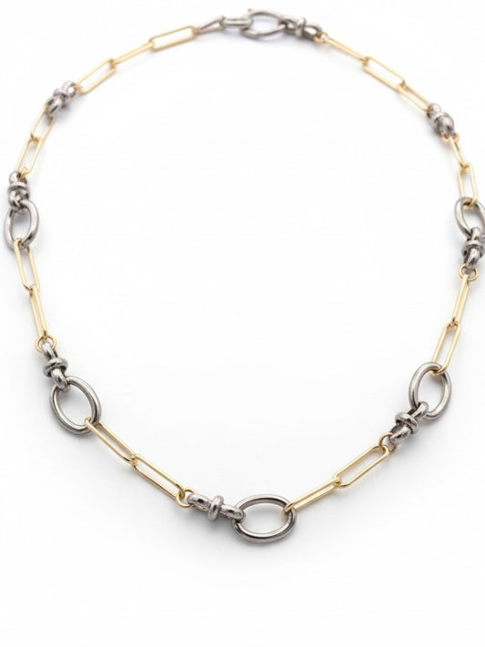 LURE ME IN Necklace