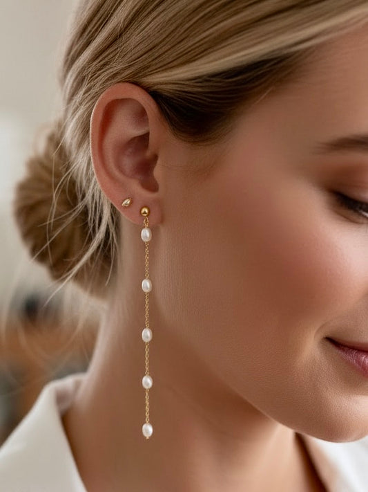 AURA Pearl Earrings