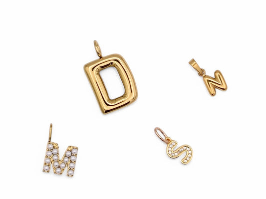 Charm initials set