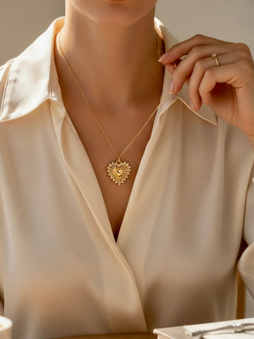 SACRED HEART Necklace