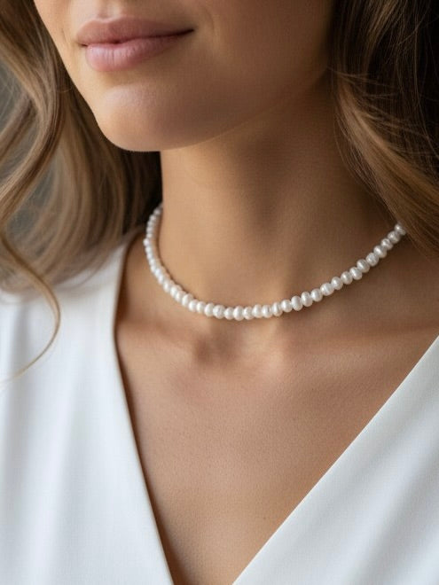 OUT TO SEA Pearl Necklace