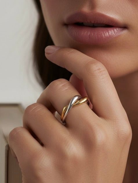 ENTANGLED Ring